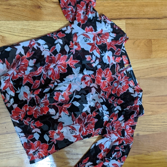 Blouse - Picture 2 of 4